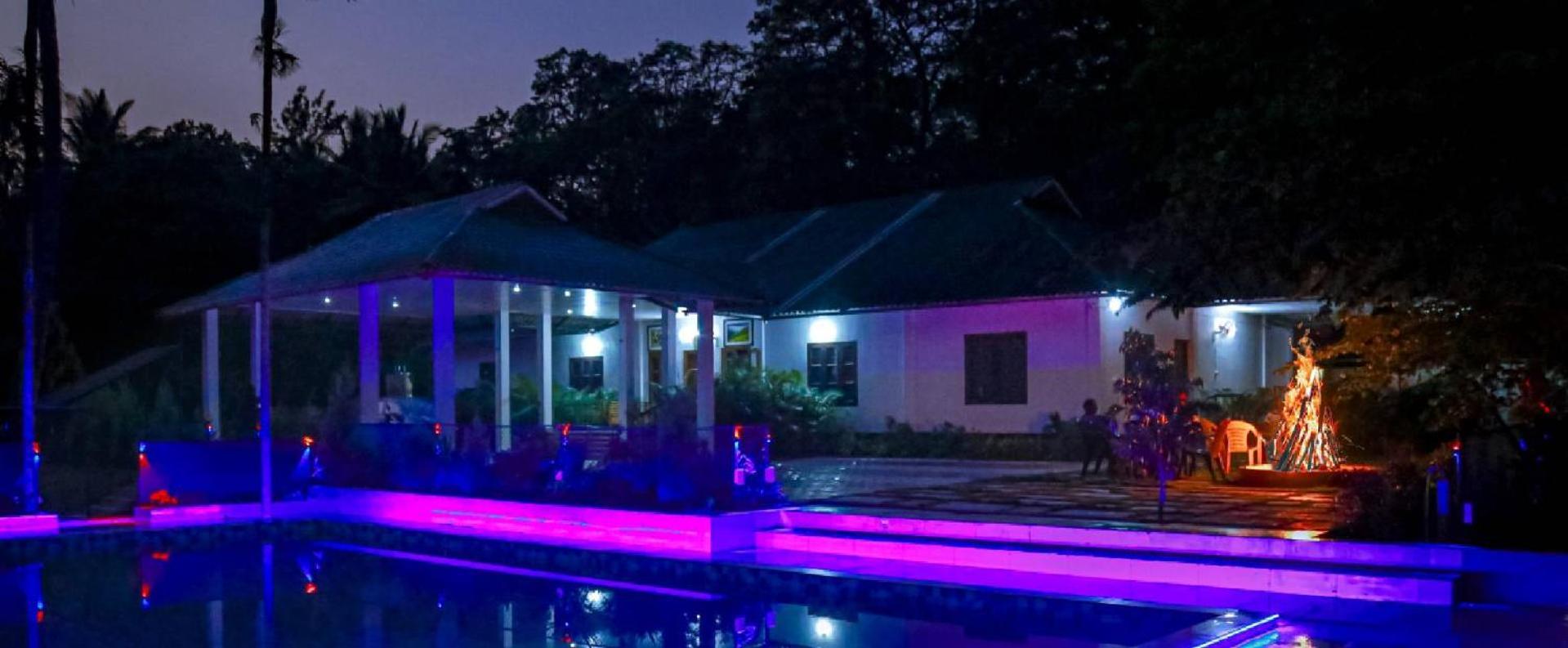 Green Aura Hotel Sultan Bathery Exterior photo